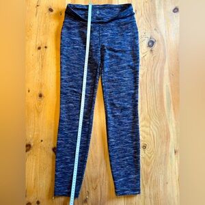 GAP Fit Women’s Blue/Multicolor Leggings excellent quality size small athleisure